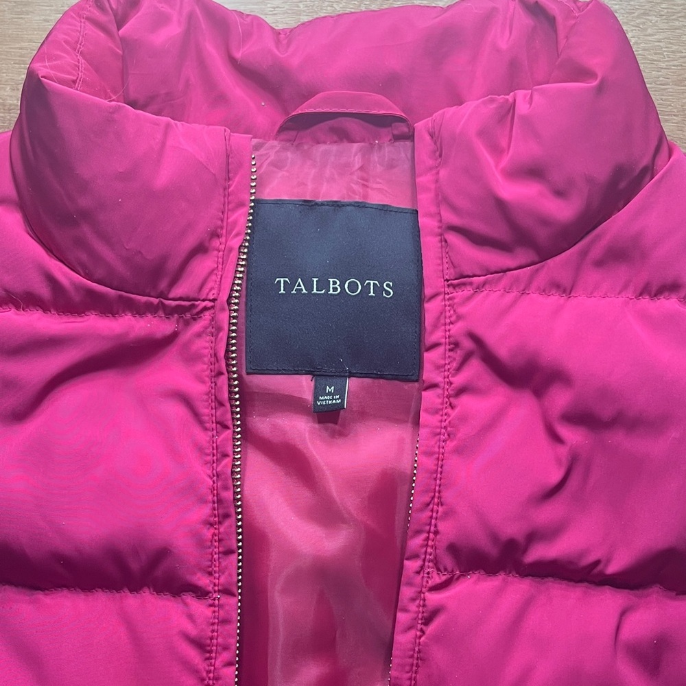 🩰🪞Talbots Hot Pink Quilted Sleeveless Puffer Vest🪞🩰 - Picture 2 of 3